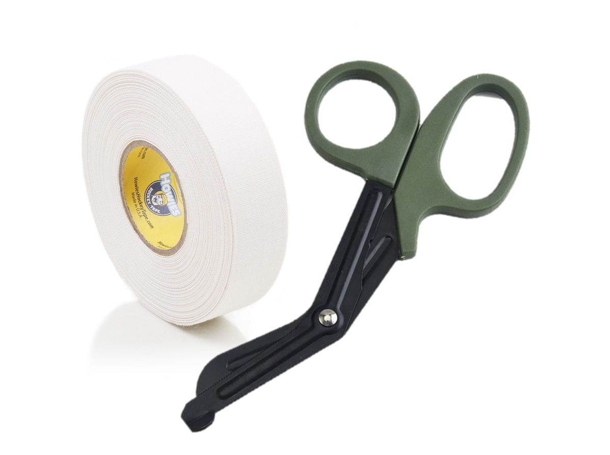 Eishockeytape mit Tape-Schere mit Howies Hockey Tape